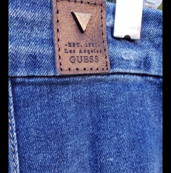 VERY SEXTY GUESS‎ SKIRT - Picture 3 of 3